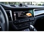 Porsche Macan 2.0 SportDesign Krijt Pano Luchtvering 18-weg NL-auto