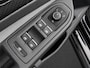 Volkswagen Golf Variant 1.5eTSI/130PK R-Line · Navigatie · Apple/Android Car Play · Camera + Parkeersensoren · Stoelverwarming ·  Garantie t/m 12-01-2028 of 100.000km