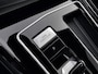 Volkswagen Golf Variant 1.5eTSI/130PK R-Line · Navigatie · Apple/Android Car Play · Camera + Parkeersensoren · Stoelverwarming ·  Garantie t/m 12-01-2028 of 100.000km