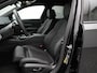 BMW 5-Serie Touring 530e 300 PK | Leder | Harman/ Kardon | M-Sportpakket | Wegklapbare Trekhaak | 360 Camera | Side Assist | Head-Up Display | Stoelverwarming & Verkoeling |