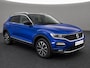 Volkswagen T-Roc 1.0TSI/115PK Style · Apple/Android Car Play · Trekhaak · Camera + Parkersensoren· Clima ·