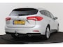 Ford Focus Wagon 1.0 EcoBoost Titanium | Trekhaak | Adap. Cruise | Camera | CarPlay | LED | Winter Pack |