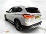 BMW X1 SDRIVE18I sDrive18i Cent High Executive HUD, LEER, TREKH, HARMAN KARDON, PDC, AUTOMAAT 12MND BOVAG GARANTIE
