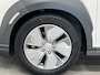 Hyundai Kona Electric EV Fashion 64 kWh HALF LEDER | NAVIGATIE | LONG RANGE SOH 100%