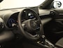 Toyota Yaris Cross 1.5 Hybrid 130 Dynamic - NIEUWE AUTO DIRECT UIT VOORRAAD LEVERBAAR - DODEHOEKDETECTIE - APPLE CARPLAY/ ANDROID AUTO - PARKEERSENSOREN VOOR/ACHTER - CLIMATE CONTROL - VOORRUITVERWARMING - STUURVERWARMING - STOELVERWARMING - ADAPTIEVE CRUISE CONTROL - CAMERA - DAB AUDIO