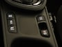 Toyota Yaris Cross 1.5 Hybrid 130 Dynamic - NIEUWE AUTO DIRECT UIT VOORRAAD LEVERBAAR - DODEHOEKDETECTIE - APPLE CARPLAY/ ANDROID AUTO - PARKEERSENSOREN VOOR/ACHTER - CLIMATE CONTROL - VOORRUITVERWARMING - STUURVERWARMING - STOELVERWARMING - ADAPTIEVE CRUISE CONTROL - CAMERA - DAB AUDIO