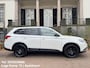 Mitsubishi Outlander 2.0 Instyle+ 7P Automaat Navi Sch-Dak Trekhaak Camera Climate Cruise Ctr Full Options