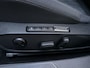 Volkswagen Golf 1.0 TSI 110pk Life Business Sfeerverlichting Alcantara Navigatie Stoelverwarming