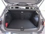 Volkswagen Golf 1.0 TSI 110pk Life Business Sfeerverlichting Alcantara Navigatie Stoelverwarming