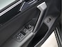 Volkswagen Tiguan 2.0 TSI 4Motion R Line [SCHUIFKANTELDAK, TREKHAAK, STOELVERWARMING, CRUISE CONTROL, DYNAUDIO, CAMERA, PDC V+A, LED, AIRCO, BLUETOOTH, NAVIGATIE, NIEUWSTAAT]