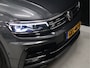 Volkswagen Tiguan 2.0 TSI 4Motion R Line [SCHUIFKANTELDAK, TREKHAAK, STOELVERWARMING, CRUISE CONTROL, DYNAUDIO, CAMERA, PDC V+A, LED, AIRCO, BLUETOOTH, NAVIGATIE, NIEUWSTAAT]