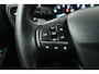 Ford Focus Wagon 1.5 EcoBoost Titanium Business (STOEL/STUUR VERWARMING, TREKHAAK, NAVIGATIE, PARKEERSENSOREN)
