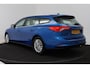 Ford Focus Wagon 1.5 EcoBoost Titanium Business (STOEL/STUUR VERWARMING, TREKHAAK, NAVIGATIE, PARKEERSENSOREN)