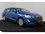 Ford Focus Wagon 1.5 EcoBoost Titanium Business (STOEL/STUUR VERWARMING, TREKHAAK, NAVIGATIE, PARKEERSENSOREN)