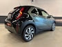 Toyota Aygo X 1.0 VVT-i Pulse | Bi tone |Carplay | 17 " | Camera