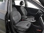 Kia Niro EV e-Niro DynamicPlusLine 64 kWh | Trekhaak | Schuif/kantel dak | Stoel/Stuurverwarming | Achteruitrijcamera | Adaptieve Cruise Control |