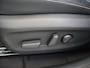 Kia Niro EV e-Niro ExecutiveLine 64 kWh | Schuif/kantel dak | Stoel/Stuurverwarming | Achteruitrijcamera | Adaptieve Cruise Control |