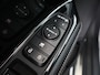 Kia Niro EV e-Niro ExecutiveLine 64 kWh | Schuif/kantel dak | Stoel/Stuurverwarming | Achteruitrijcamera | Adaptieve Cruise Control |