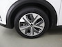 Kia Niro EV e-Niro ExecutiveLine 64 kWh | Schuif/kantel dak | Stoel/Stuurverwarming | Achteruitrijcamera | Adaptieve Cruise Control |