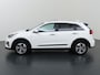 Kia Niro EV e-Niro DynamicPlusLine 64 kWh | Trekhaak | Schuif/kantel dak | Stoel/Stuurverwarming | Achteruitrijcamera | Adaptieve Cruise Control |