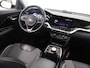 Kia Niro EV e-Niro DynamicPlusLine 64 kWh | Trekhaak | Schuif/kantel dak | Stoel/Stuurverwarming | Achteruitrijcamera | Adaptieve Cruise Control |