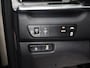 Kia Niro EV e-Niro DynamicPlusLine 64 kWh | Trekhaak | Schuif/kantel dak | Stoel/Stuurverwarming | Achteruitrijcamera | Adaptieve Cruise Control |