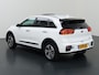 Kia Niro EV e-Niro DynamicPlusLine 64 kWh | Trekhaak | Schuif/kantel dak | Stoel/Stuurverwarming | Achteruitrijcamera | Adaptieve Cruise Control |