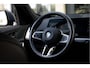 BMW X1 sDrive20i Aut. 157PK | M Sportpakket | Innovation Pack | Trekhaak | 18" LM Velgen | Adaptief LED | Head-Up Display | 360 Graden Camera |  Stoelverwarming | Comfort Access |