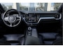 Volvo XC60 2.0 B5 AWD | Inscription PlusLine | Panoramadak | Wegklapbare Trekhaak | 20" LM Velgen | Luchtvering | IntelliSafe Pro Line + Surround | Stoelverwarming & Ventilatie | Harman Kardon |