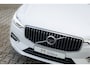 Volvo XC60 2.0 B5 AWD | Inscription PlusLine | Panoramadak | Wegklapbare Trekhaak | 20" LM Velgen | Luchtvering | IntelliSafe Pro Line + Surround | Stoelverwarming & Ventilatie | Harman Kardon |