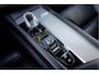 Volvo XC60 2.0 B5 AWD | Inscription PlusLine | Panoramadak | Wegklapbare Trekhaak | 20" LM Velgen | Luchtvering | IntelliSafe Pro Line + Surround | Stoelverwarming & Ventilatie | Harman Kardon |