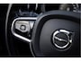 Volvo XC60 2.0 B5 AWD | Inscription PlusLine | Panoramadak | Wegklapbare Trekhaak | 20" LM Velgen | Luchtvering | IntelliSafe Pro Line + Surround | Stoelverwarming & Ventilatie | Harman Kardon |