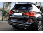 BMW X3 xDrive20i Aut. | High Executive | M Sportpakket | Panoramadak | 20" LM Velgen | Head-Up Display | HIFI Sound | Trekhaak | Achteruitrijcamera | Navigatie Pro |