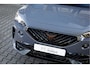 CUPRA Formentor 1.4 e-Hybrid VZ 245PK | Performance | Copper Edition | F1 Sportstuur | Wegklapbare Trekhaak | 19" LM Velgen | Adaptieve Cruise Control | Elektrische Achterklep | Stoel & Stuurwielverwarming | Achteruitrijcamera |
