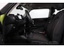 MINI Cooper 1.5 Classic | Dealer Onderhouden! | LED | Clima | Stoelverwarming | Sfeerverlichting | Navi | Union Jack | Cruise Control | Parkeersensoren | Lichtmetalen Velgen