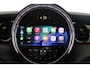 MINI Cooper 1.5 Classic | Dealer Onderhouden! | LED | Clima | Stoelverwarming | Sfeerverlichting | Navi | Union Jack | Cruise Control | Parkeersensoren | Lichtmetalen Velgen
