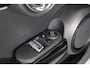 MINI Cooper 1.5 Classic | Dealer Onderhouden! | LED | Clima | Stoelverwarming | Sfeerverlichting | Navi | Union Jack | Cruise Control | Parkeersensoren | Lichtmetalen Velgen