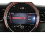 MINI Cooper 1.5 Classic | Dealer Onderhouden! | LED | Clima | Stoelverwarming | Sfeerverlichting | Navi | Union Jack | Cruise Control | Parkeersensoren | Lichtmetalen Velgen