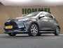 Toyota Yaris 1.5 Hybrid Executive - AFNEEMBARE TREKHAAK - DODEHOEK DETECTIE - HEAD-UP DISPLAY - JBL AUDIO - KEYLESS ENTRY/START - PARKEERSENSOREN VOOR EN ACHTER - STUUR/STOELVERWARMING - APPLE CARPLAY/ANDROID AUTO