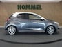 Toyota Yaris 1.5 Hybrid Executive - AFNEEMBARE TREKHAAK - DODEHOEK DETECTIE - HEAD-UP DISPLAY - JBL AUDIO - KEYLESS ENTRY/START - PARKEERSENSOREN VOOR EN ACHTER - STUUR/STOELVERWARMING - APPLE CARPLAY/ANDROID AUTO