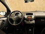 Toyota Aygo 1.0 VVT-i Comfort - AIRCO - AUDIO TOYOTA - BLUETOOTH - ELEKTRISCHE RAMEN VOOR - VOLLEDIG ONDERHOUDEN AUTO - RESERVEWIEL - STUURBEKRACHTIGING - LEUK EN ZUINIGE AUTO - LAGE KILOMETERSTAND