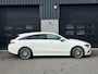 Mercedes-Benz CLA Shooting Brake 180 Premium Plus Amg