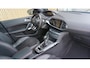 Peugeot 308 SW 1.2 PureTech 131pk GT-Line Pano.Dak Leder/Alcantara 17inch LM Trekhaak Keyless *NL auto* Blue Vertigo Metallic