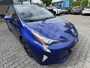 Toyota Prius 1.8 HYBRID FIRST EDITION NAVI STOELVERW AFN-TREKHAAK PARK-SENSOREN BSM CAMERA HUD BLUETOOTH