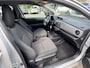 Toyota Yaris 1.3 VVT-i COMFORT NL-AUTO DEALER-OND PARK-SENSOREN RADIO/CD SPELER TREKHAAK 6-VERS