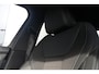 BMW 3-Serie 320i Executive Edition - Stoelverwarming - HUD - LED - Navi - Cruise - PDC - Klimaat Achter - Rijklaar