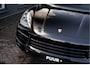 Porsche Cayenne Coupé 3.0 E-Hybrid Black Sport Design Orig. NL - Soft Close - Bose
