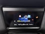 Citroën E-C4X Ë-C4 X You 50 kWh 136pk | Accu 99% | Lage kilometerstand | Navigatie via Apple Carplay / Android Auto | Achteruitrijcamera | Climate Control | Cruise Control | Parkeersensoren | DAB+ radio | Armsteun | Stof/kunstlederen comfortstoelen | Volledig digitaal instrumentenpaneel | Adaptief demping systeem | 18” lichtmetalen velgen |