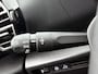 Citroën E-C4X Ë-C4 X You 50 kWh 136pk | Accu 99% | Lage kilometerstand | Navigatie via Apple Carplay / Android Auto | Achteruitrijcamera | Climate Control | Cruise Control | Parkeersensoren | DAB+ radio | Armsteun | Stof/kunstlederen comfortstoelen | Volledig digitaal instrumentenpaneel | Adaptief demping systeem | 18” lichtmetalen velgen |