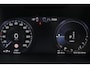Volvo XC40 T5 Recharge Plus Dark - IntelliSafe Assist & Surround - Harman/Kardon audio - Parkeercamera achter - Verwarmde voorstoelen & stuur - Parkeersensoren voor & achter - Elektr. bedienb. voorstoelen met geheugen links - Draadloze tel. lader - Extra getint glas - Inklapbare trekhaak - 19' LMV
